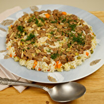 Garnitürlü Etli Pilav