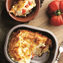 Hellim ve Domatesli Pırtık Börek