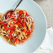 Sumaklı Patlıcan Salatası