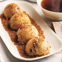 Bademli Tahinli Un Helvası