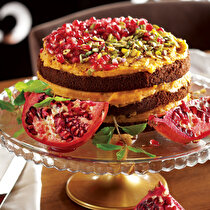 Bal Kabaklı Baharatlı Narlı Pasta