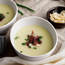 Pastırmalı Pırasalı Karnabahar Çorbası