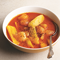 Arpacık Soğanlı Patates Yahnisi