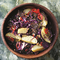 Kuru Domatesli Patates Salatası