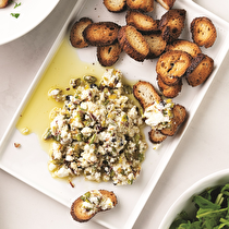 Kıtır Simitli Antep Fıstıklı Keçi Peyniri