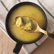 Kerevizli Zencefilli Brokoli Çorbası