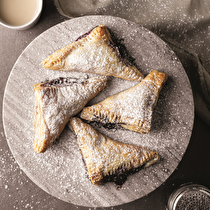 Vişneli Milföy Börek