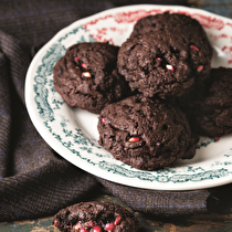 Narlı Çikolatalı Küçük Kekler