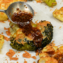 Fırında Çıtır Brokoli ve Karnabahar