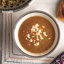 Tulum Peynirli Tarhana Çorbası