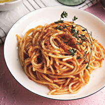 Domates Soslu Spagetti