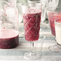 Limonlu Yaban Mersinli Soğuk İçecek