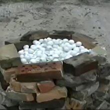 Binlerce pinpon topu aynı anda yakılırsa