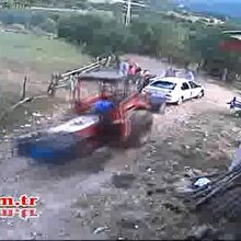 Aile kavgasına kepçeyle girdi!