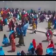 Somali'de binlerce kadından Türk bayraklı yürüyüş