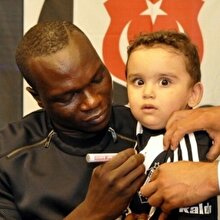 Beşiktaş'ta peşpeşe yaşanan sakatlıklar sosyal medyada büyük yankı uyandırdı