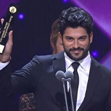 Burak Özçivit dünyanın öbür ucundan yüce Türk halkına seslendi