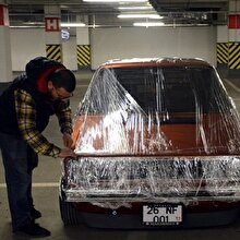 Otomobilinin üzerine 'beni yıka' gibi yazıların yazılmaması için kendine özgü yöntem geliştirdi