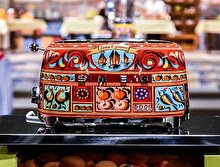 Dolce & Gabbana imzalı mutfak aletleri