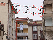 Esenyurt'ta tellere asılan ayakkabıların şifresi çözüldü