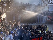 Hamburg'daki şiddetli çatışmalarda Trump’ın eşi mahsur kaldı