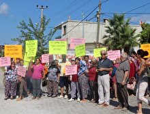 Kuşadası’nda köylülerden taş ocağı eylemi