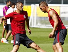 Podolski Burak Yılmaz'ın transferiyle fena dalga geçti