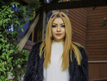 Bu bir skandal! Ece Seçkin diye bir başkasını sahneye çıkardılar