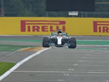 Hamilton kaçtı, Vettel kovaladı!