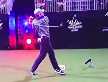 Golf seyircisi neye uğradığını şaşırdı