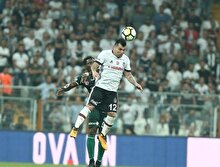Medel'den şaşırtan istatistik, Kafa topu bırakmadı!