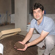 Bir yıl önce solucan gübresi üretmeye karar verdi, şimdi ayda 5 ton gübre satıyor!
