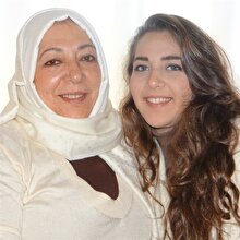 Suriyeli gazeteci anne ile kızın katili yakalandı