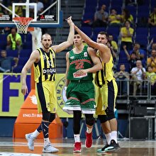 Şampiyon Fenerbahçe lige farklı başladı