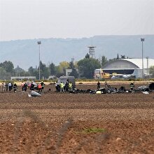 Savaş uçağı düştü!