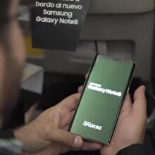 İspanya'da 200 şanslı yolcuya Samsung Note 8 dağıtıldı