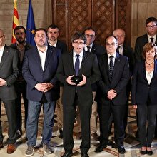 Katalonya Başkanı Puigdemont’a soğuk duş: Görevden alındı