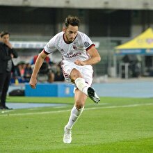 Hakan Çalhanoğlu'ndan şık asist