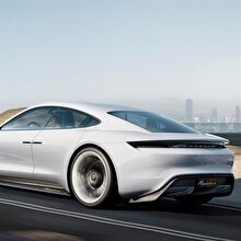 Bugatti ve Bentley'nin elektrikli süper arabaları yolda