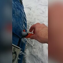 Finlandiya'da -30 derecede araba ısıtmaya çalıştılar