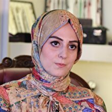 Nilhan Osmanoğlu: “İslam’dan uzaklaştıkça özümüzden hızlıca kopuyoruz.”