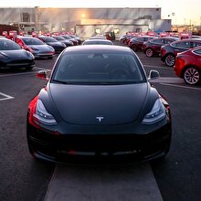 Tesla, 2017'de rekor sayıda elektrikli otomobil sattı