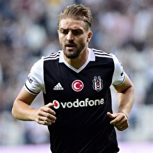 Caner Erkin'den hayranlarını sevindirecek haber geldi!