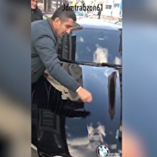 Yanlış park edilen arabayı çizdiler