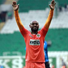 Vagner Love ayrılıyor: Flamengo yolunda