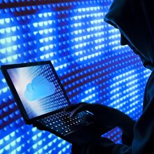 Ünlülerin iCloud hesaplarını hackleyenlerden biri daha tutuklandı