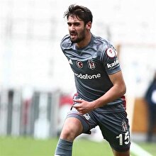 Beşiktaş'ın genç yıldızının nargile keyfi