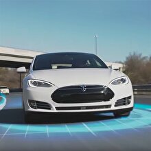 Tesla sürücüleri otomatik pilotun komutlarını yerine getirmezse ne olur?