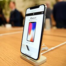 ''iPhone X üretimi yaz aylarında duracak''