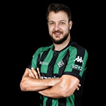 Batuhan Karadeniz Sakaryaspor'a yeniden imza attı!